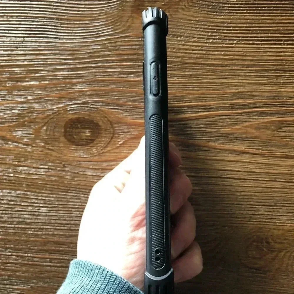 IPHONE X/XS CASE - blue line defender